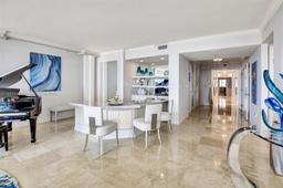 Picture of 20201 E Country Cub Dr. # 1903, Aventura, FL 33180