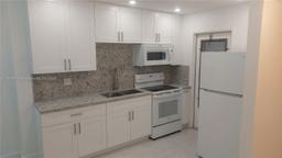 Picture of 1201 S Hillcrest Ct # 102, Hollywood, FL 33021