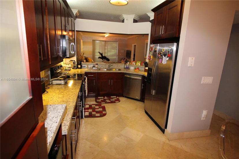 Picture of 10750 NW 66Th St # 110, Doral FL 33178