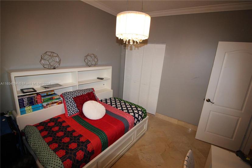 Picture of 10750 NW 66Th St # 110, Doral FL 33178