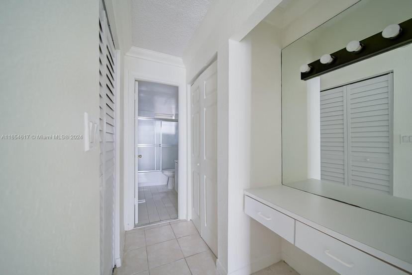 Picture of 2903 N Miami Beach Blvd # 1006, North Miami Beach FL 33160