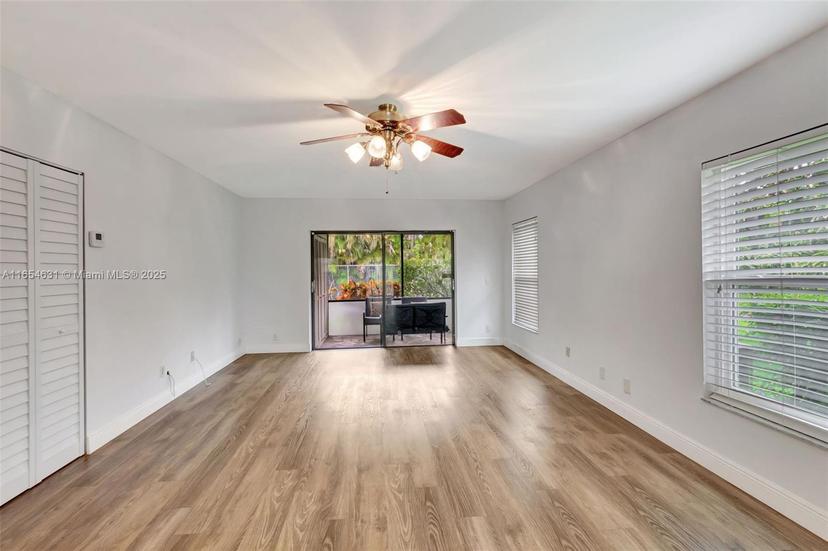 Picture of 1960 SE 1St Cir # 4B, Boynton Beach FL 33435