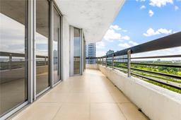 Picture of 3400 NE 192Nd St # 905, Aventura, FL 33180
