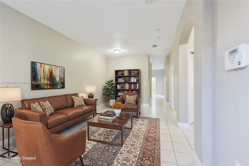 Picture of 1663 SE 29Th St # 109, Homestead FL 33035