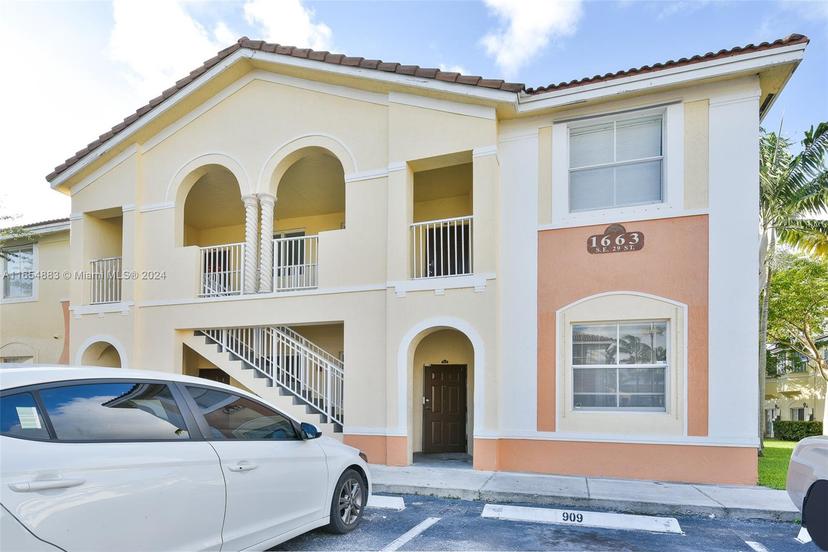 Picture of 1663 SE 29Th St # 109, Homestead FL 33035