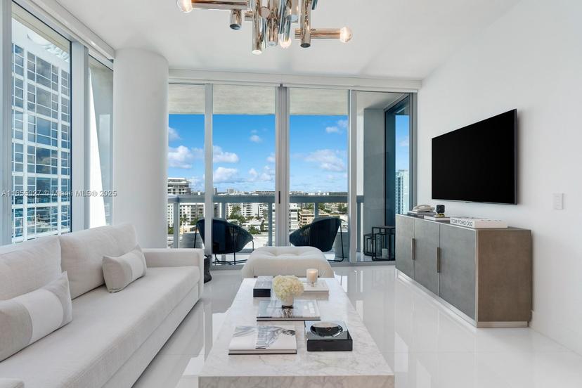 Picture of 6899 Collins Ave # 1109, Miami Beach FL 33141
