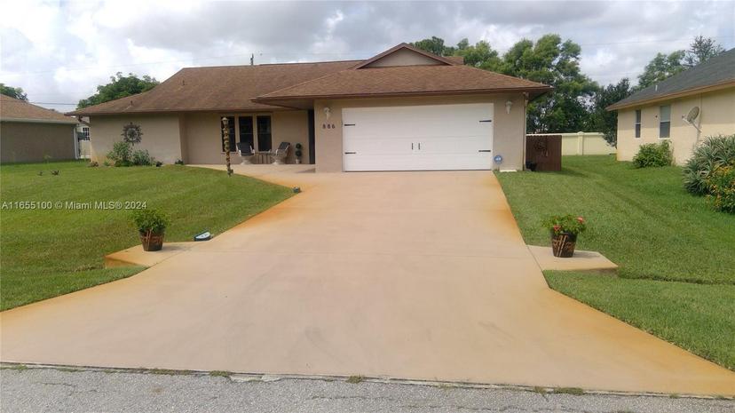 Picture of 886 SE O Donnell Lane, Port St. Lucie FL 34983