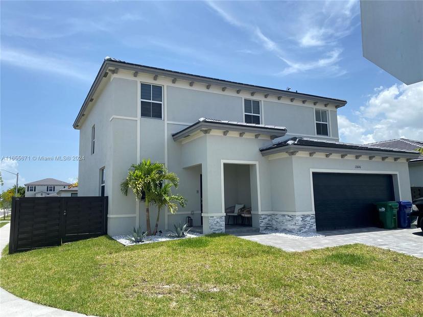 Picture of 13606 SW 184Th Ter, Miami FL 33177
