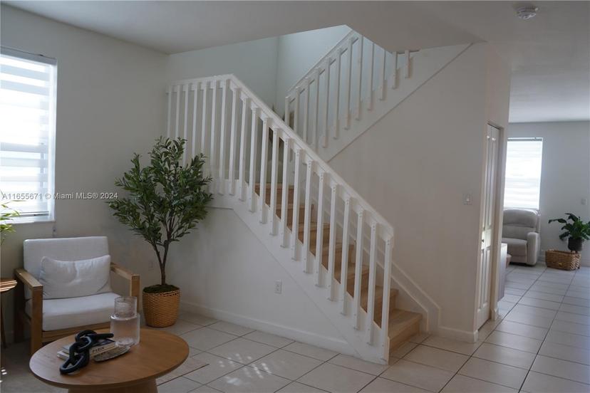 Picture of 13606 SW 184Th Ter, Miami FL 33177