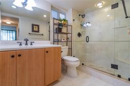 Picture of 1670 Bay Rd # 2E, Miami Beach, FL 33139