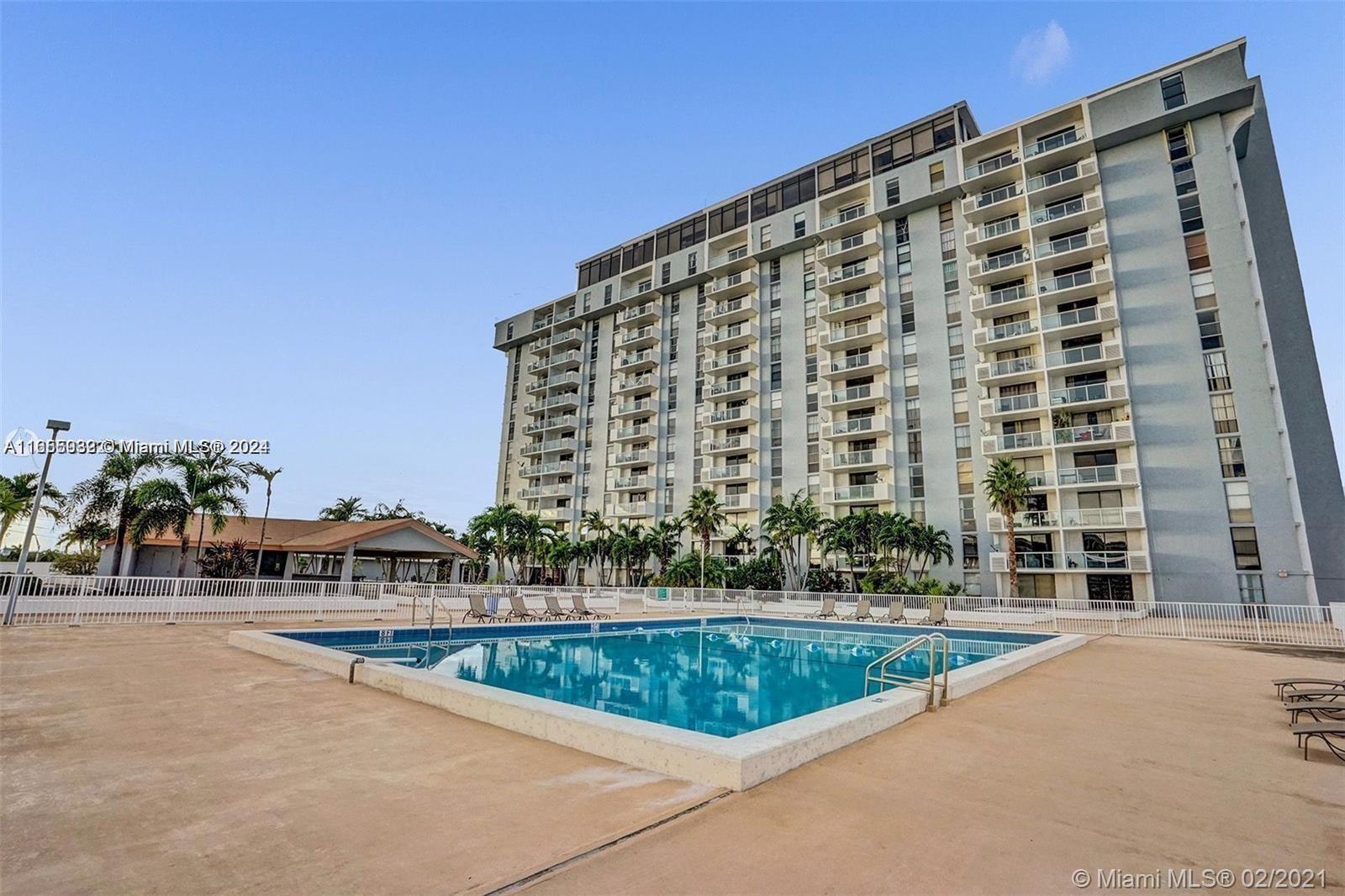 Picture of 13499 Biscayne Blvd, North Miami, FL 33181