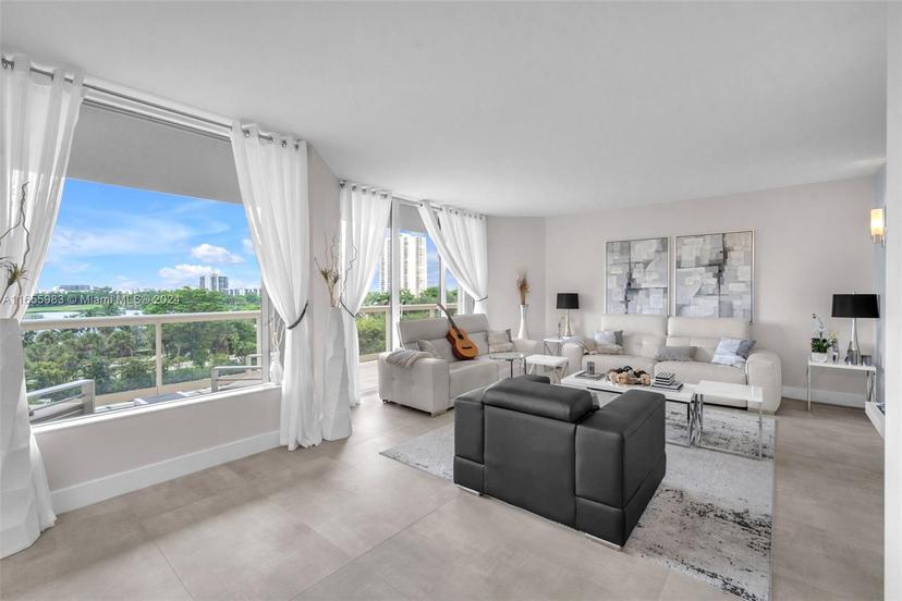 Picture of 20191 E Country Club Dr # 601, Aventura FL 33180