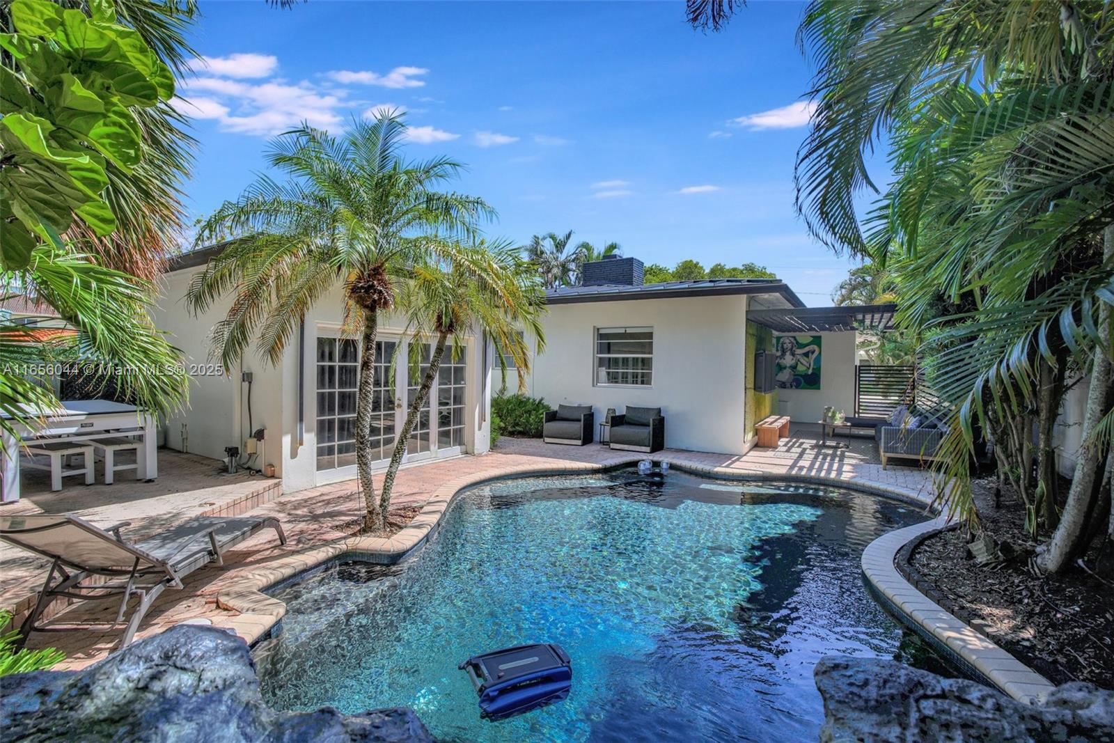 Picture of 2709 Center Ave, Fort Lauderdale, FL 33308