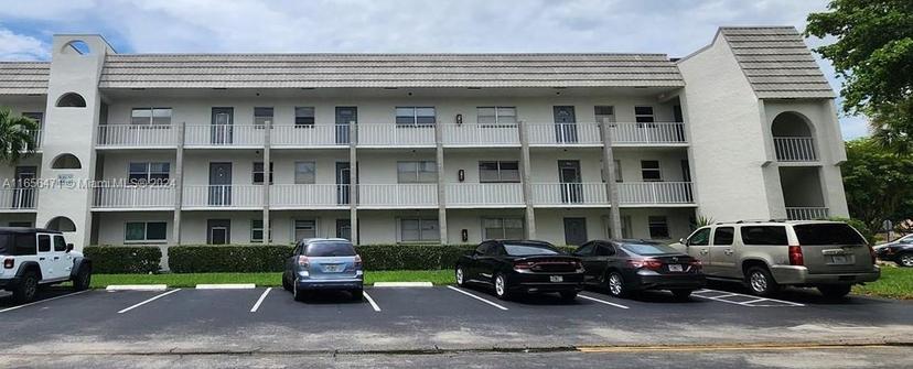Picture of 8450 Sunrise Lakes Blvd # 111, Sunrise FL 33322