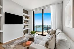 Picture of 398 NE 5Th St, Miami, FL 33132