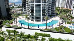Picture of 17201 Collins Ave # 706, Sunny Isles Beach, FL 33160