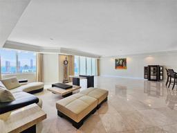 Picture of 3201 NE 183Rd St # 05, Aventura, FL 33160