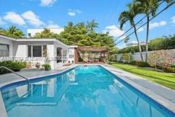 Picture of 3551 E Glencoe St, Miami, FL 33133