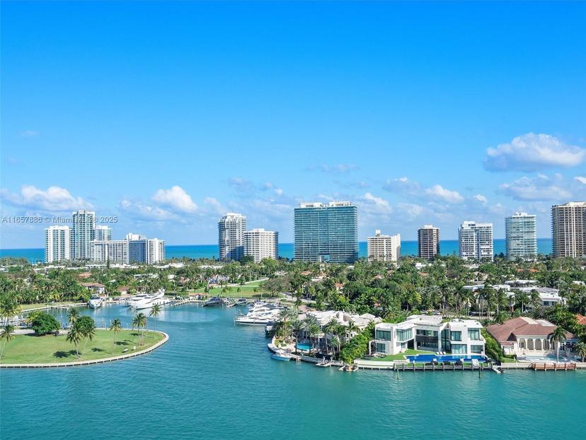Picture of 10261 E Bay Harbor Dr # 301, Bay Harbor Islands FL 33154
