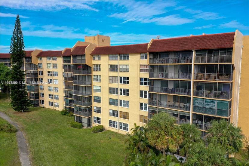 Picture of 3771 Environ Blvd # 152, Lauderhill FL 33319