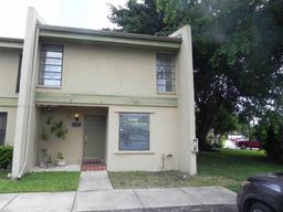 Picture of 9521 NW 14Th Ct # 212, Pembroke Pines, FL 33024