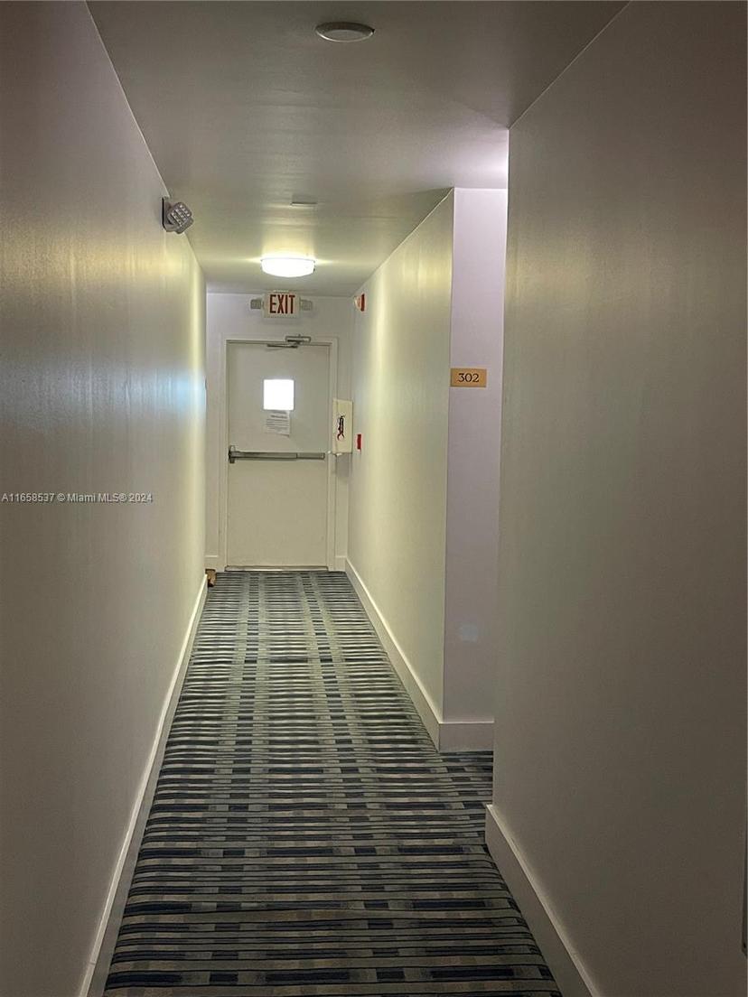 Picture of 1460 Ocean Dr # 302, Miami Beach FL 33139