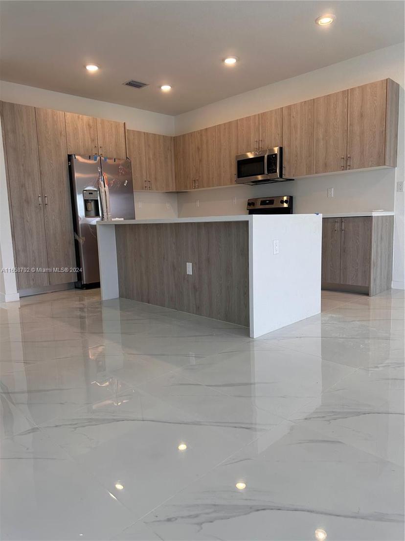Picture of 22540 SW 124 Ct, Miami FL 33170