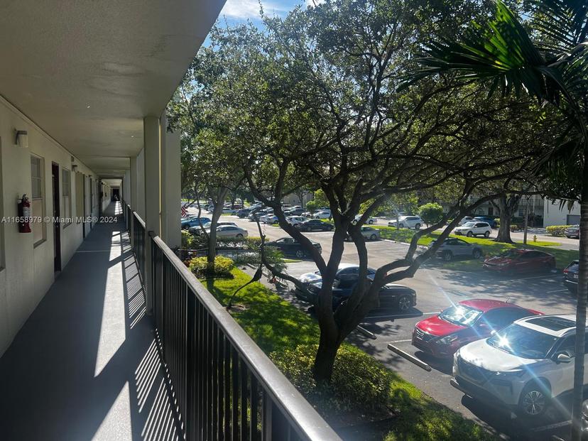 Picture of 13255 SW 7Th Ct # 205D, Pembroke Pines FL 33027