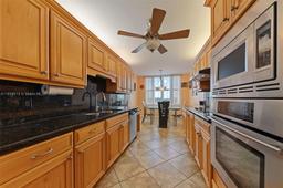 Picture of 2751 S Ocean Dr # 908N, Hollywood, FL 33019