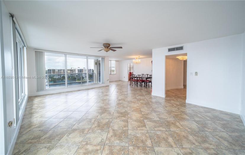 Picture of 2751 S Ocean Dr # 908N, Hollywood FL 33019