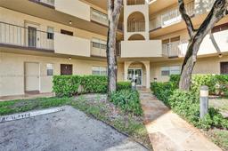 Picture of 6061 N Falls Cir Dr # 110, Lauderhill, FL 33319