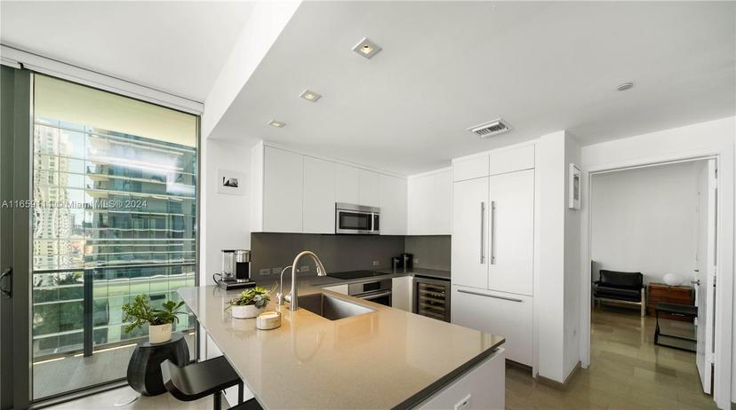Picture of 68 SE 6Th St # 1201, Miami FL 33131