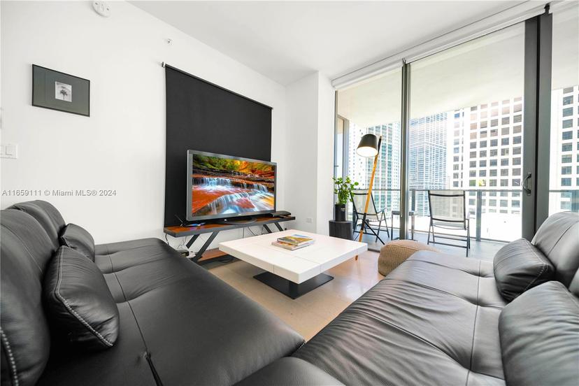 Picture of 68 SE 6Th St # 1201, Miami FL 33131