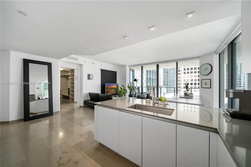 Picture of 68 SE 6Th St # 1201, Miami FL 33131