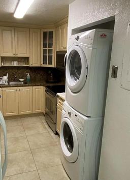 Picture of 1900 W 68Th St # D205, Hialeah, FL 33014