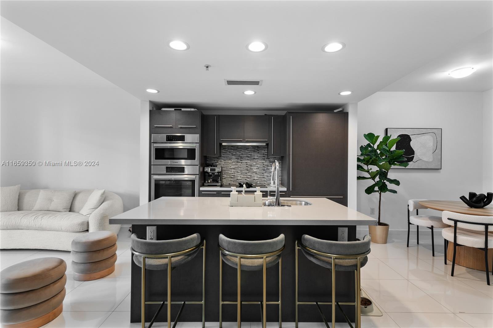Picture of 7661 NW 107Th Ave # 304, Doral, FL 33178