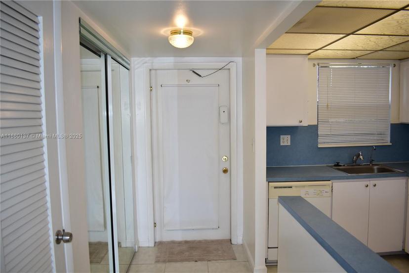 Picture of 2720 N Pine Island Rd # 104, Sunrise FL 33322