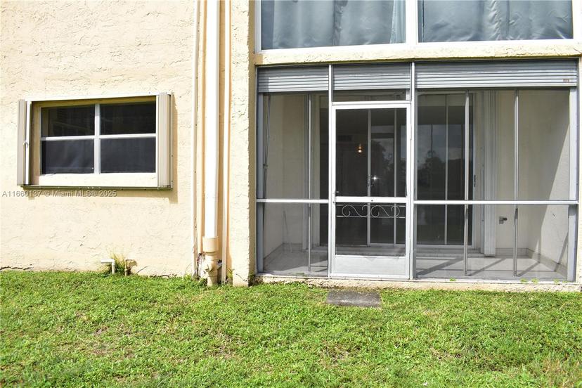 Picture of 2720 N Pine Island Rd # 104, Sunrise FL 33322