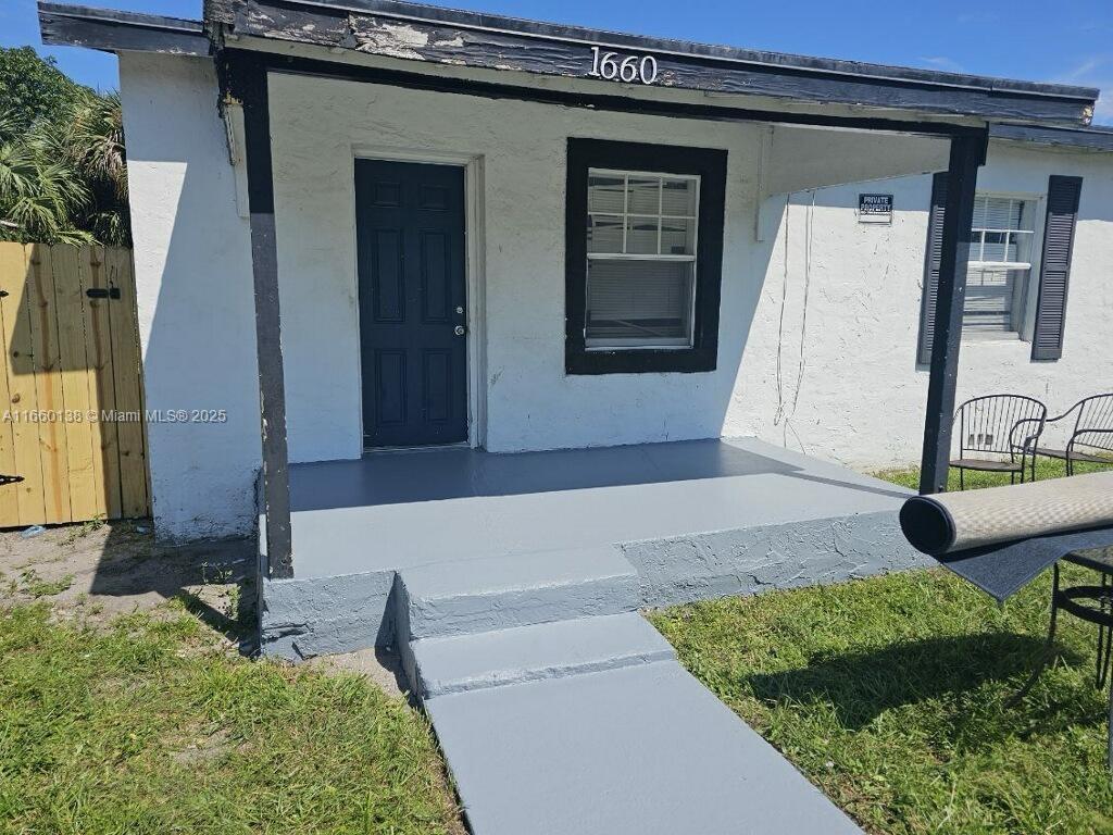 Picture of 1660 W 26Th St, Riviera Beach, FL 33404