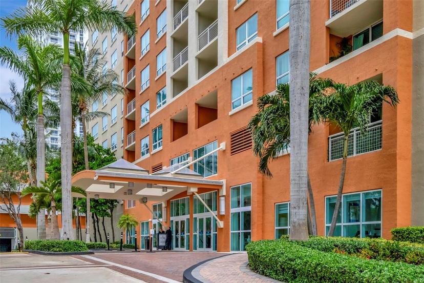 Picture of 2000 N Bayshore Dr # 303, Miami FL 33137
