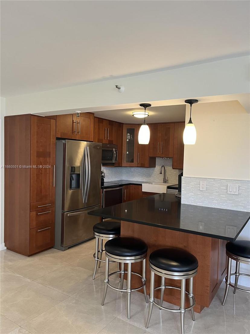 Picture of 1623 Collins Ave # 215, Miami Beach FL 33139