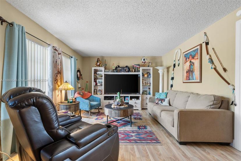 Picture of 11921 SW 122Nd Ave, Miami FL 33186