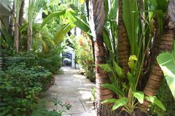Picture of 349 Meridian Ave # B105, Miami Beach, FL 33139
