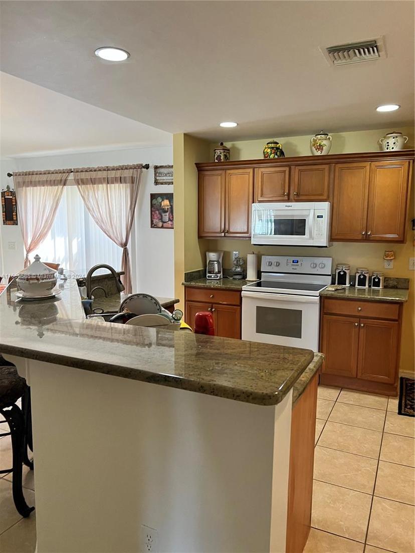 Picture of 22 NW 17Th Pl, Cape Coral FL 33993