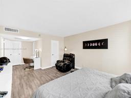 Picture of 2030 S Ocean Dr # 523, Hallandale Beach, FL 33009
