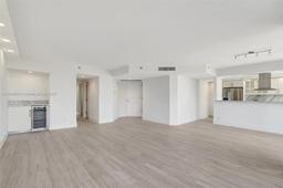 Picture of 1000 Island Blvd # 707, Aventura, FL 33160