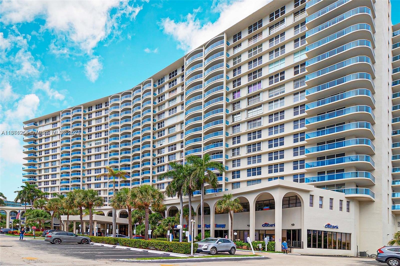 Picture of 3800 S Ocean Dr # 416, Hollywood, FL 33019