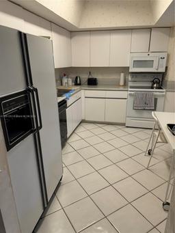 Picture of 9455 Collins Ave # 305, Surfside, FL 33154