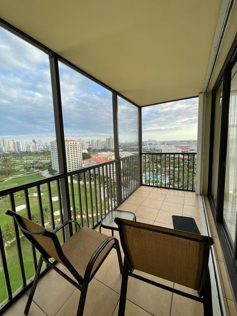 Picture of 20335 W Country Club Dr # 2009, Aventura FL 33180