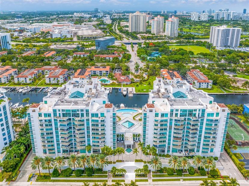 Picture of 3131 NE 188Th St # 507, Aventura FL 33180